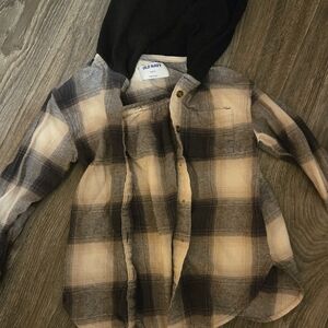 Old Navy Black & Cream Plaid Hooded Button-Down Shirt